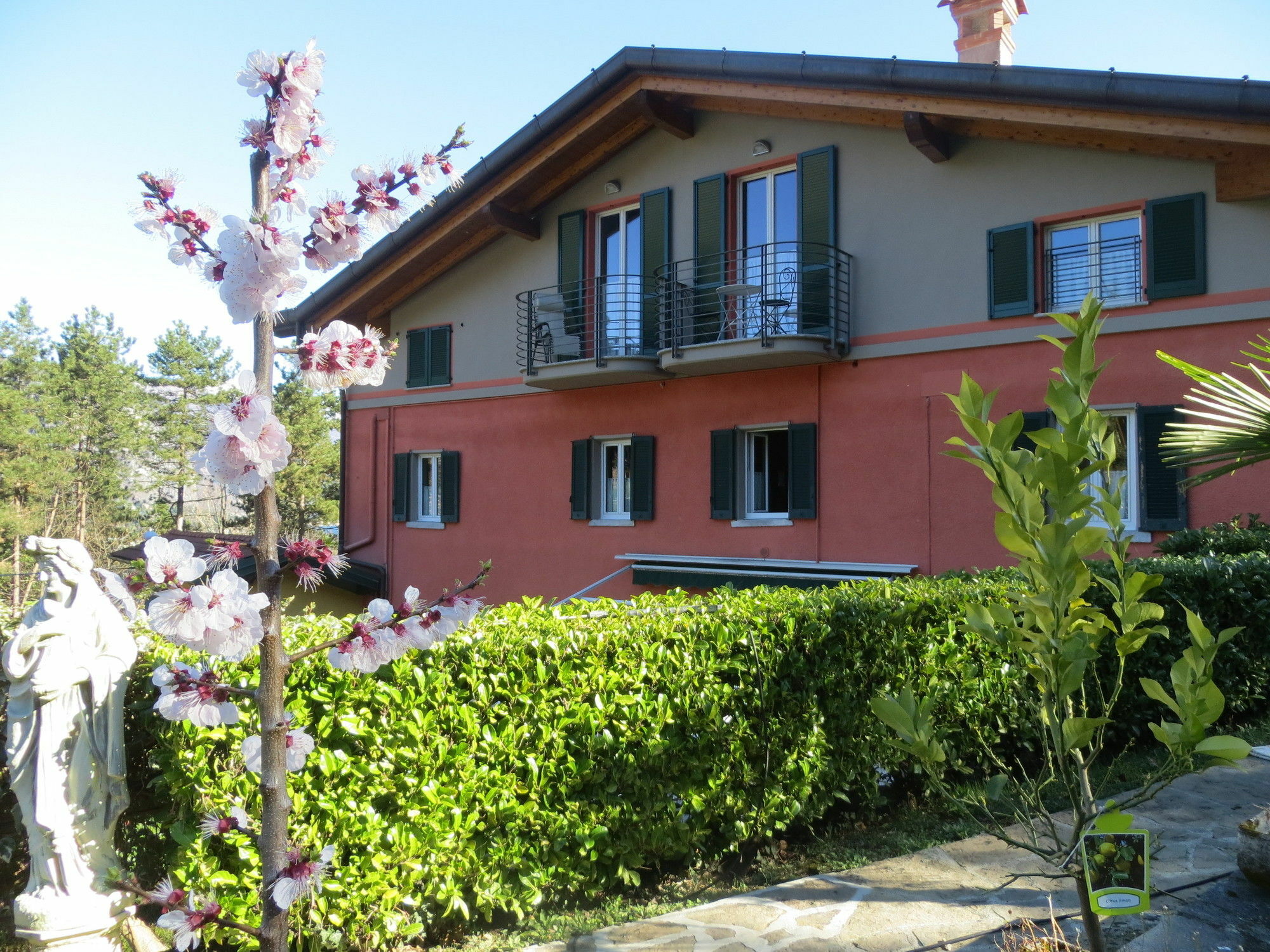 Antica Residenza I Ronchi Di Bellagio Aparthotel Exterior foto